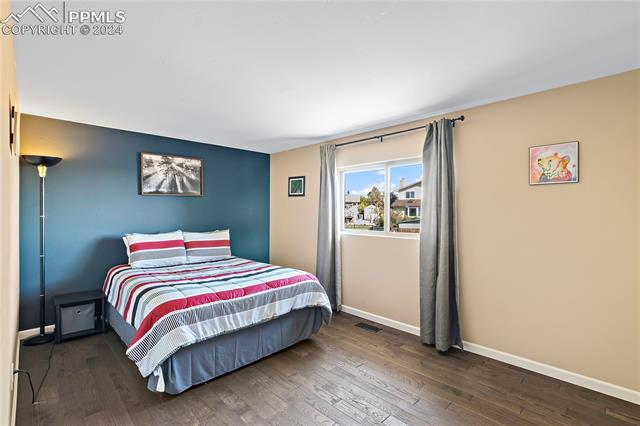 2909 Escapardo Place