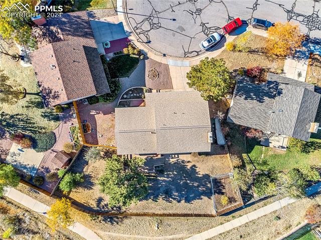 2909 Escapardo Place