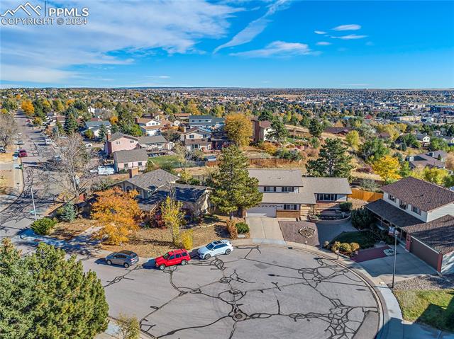 2909 Escapardo Place