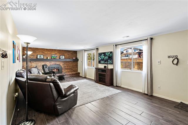 2909 Escapardo Place