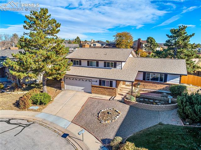 2909 Escapardo Place