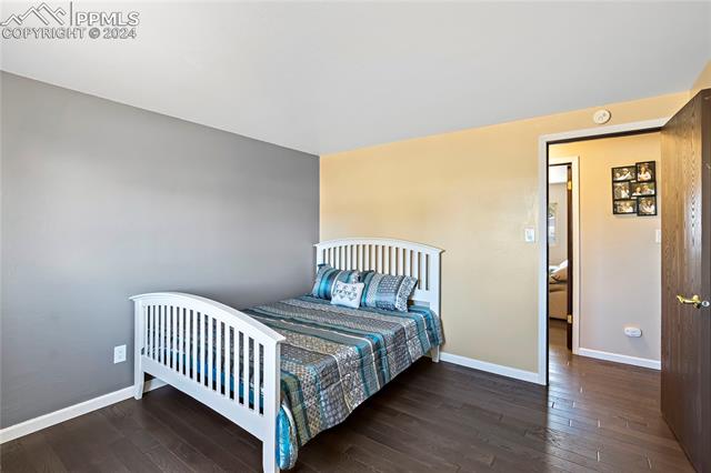 2909 Escapardo Place