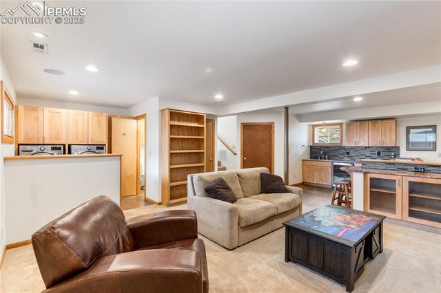 1013 Sun Drive