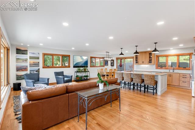 1013 Sun Drive