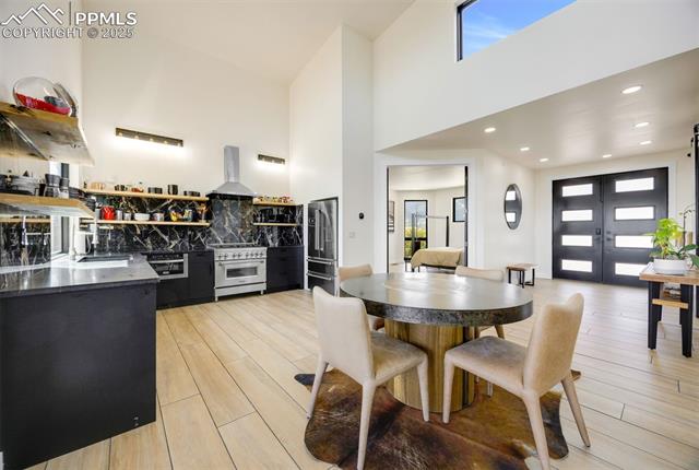 3735 Twisted Oak Circle