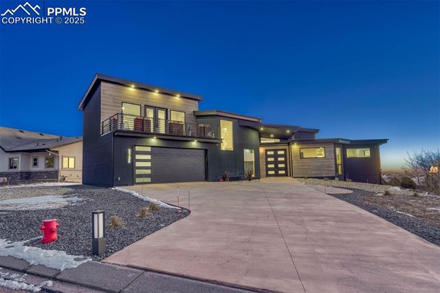 3735 Twisted Oak Circle