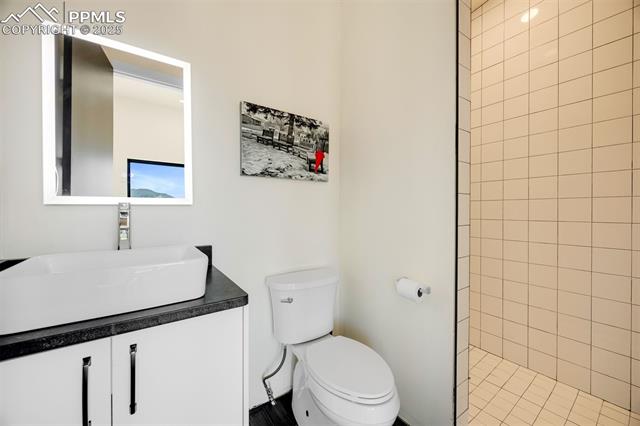 3735 Twisted Oak Circle