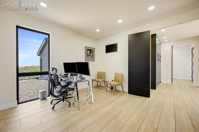 3735 Twisted Oak Circle
