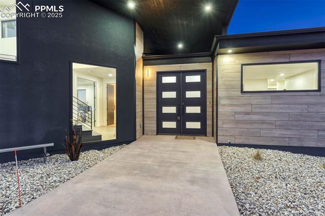 3735 Twisted Oak Circle