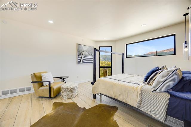 3735 Twisted Oak Circle
