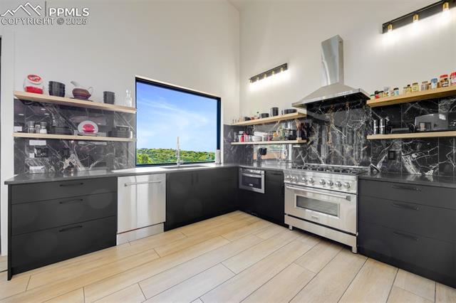 3735 Twisted Oak Circle
