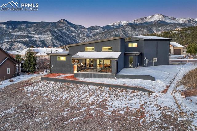 3735 Twisted Oak Circle