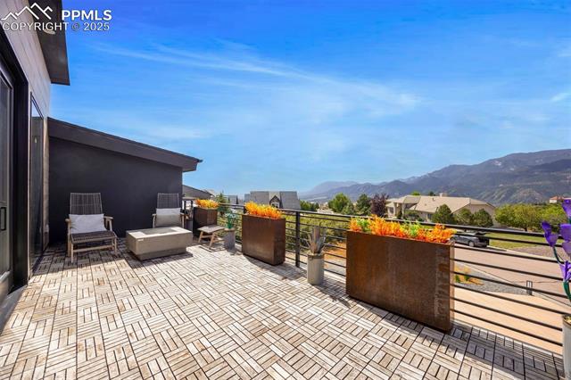 3735 Twisted Oak Circle