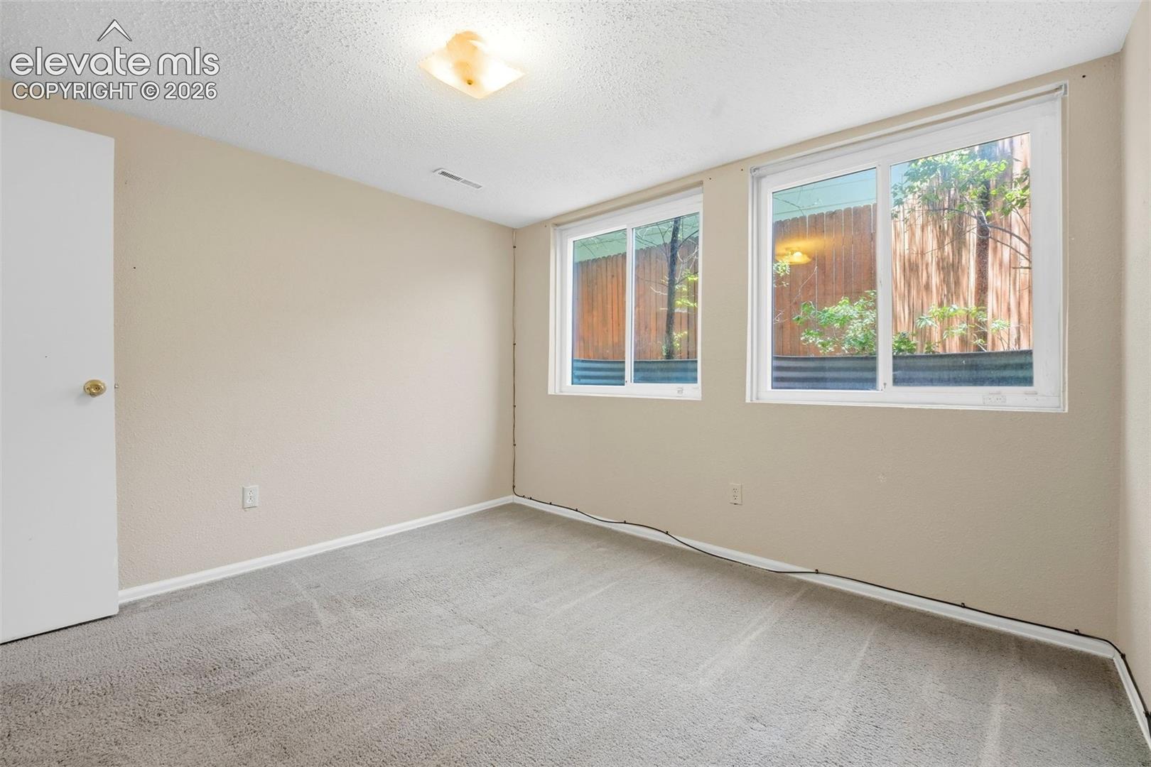 5945 Del Paz Drive