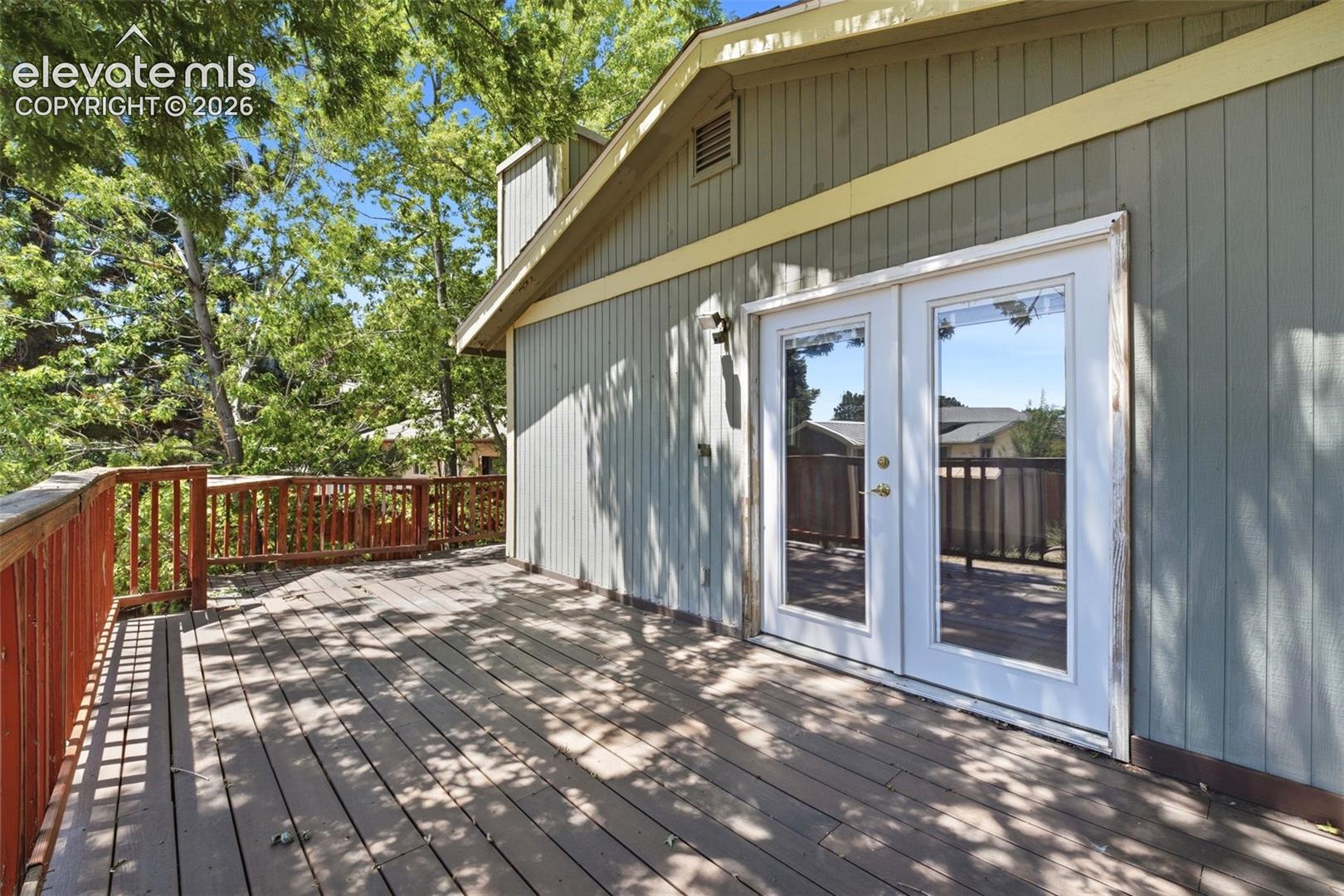 5945 Del Paz Drive