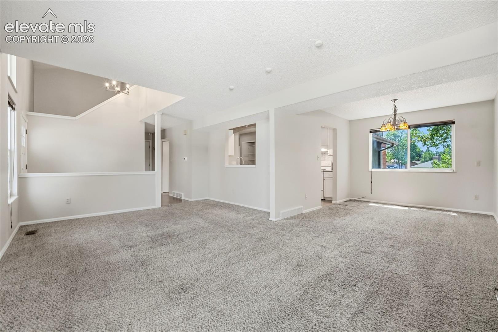 5945 Del Paz Drive