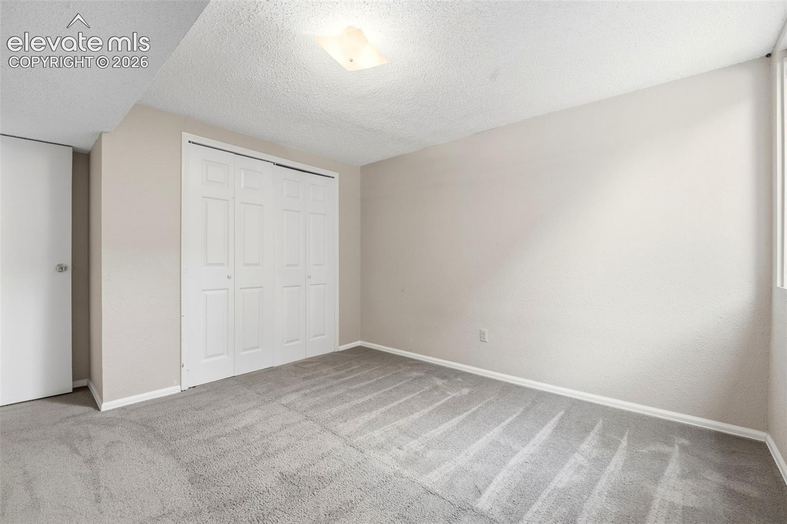 5945 Del Paz Drive