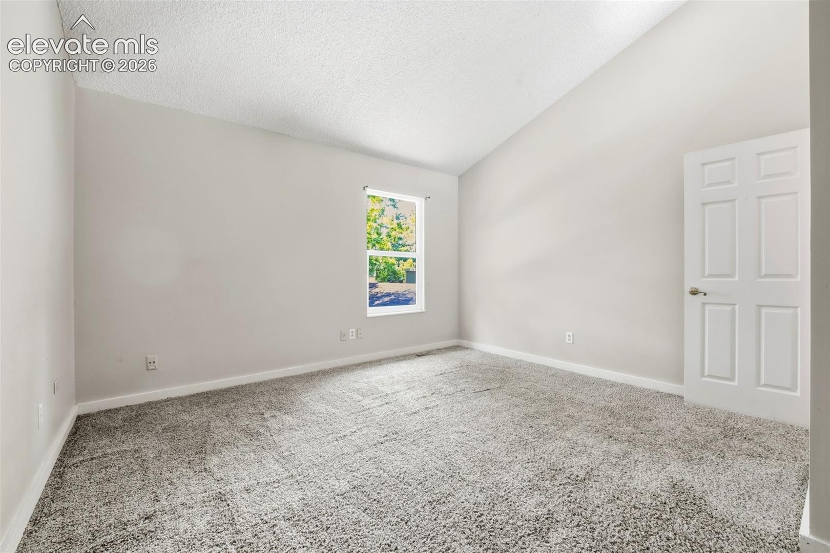 5945 Del Paz Drive