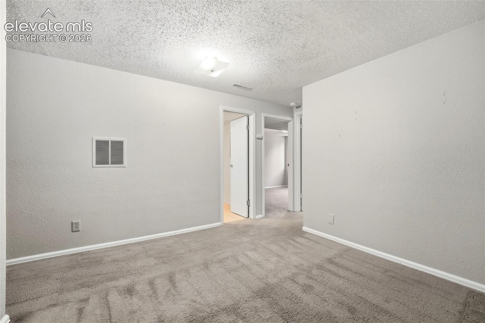 5945 Del Paz Drive