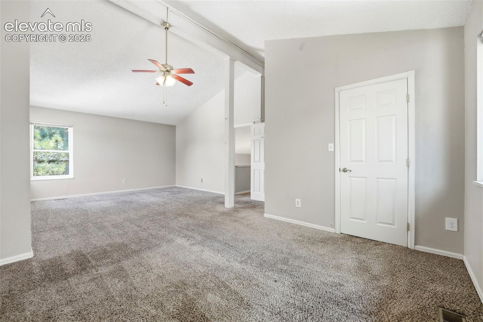 5945 Del Paz Drive