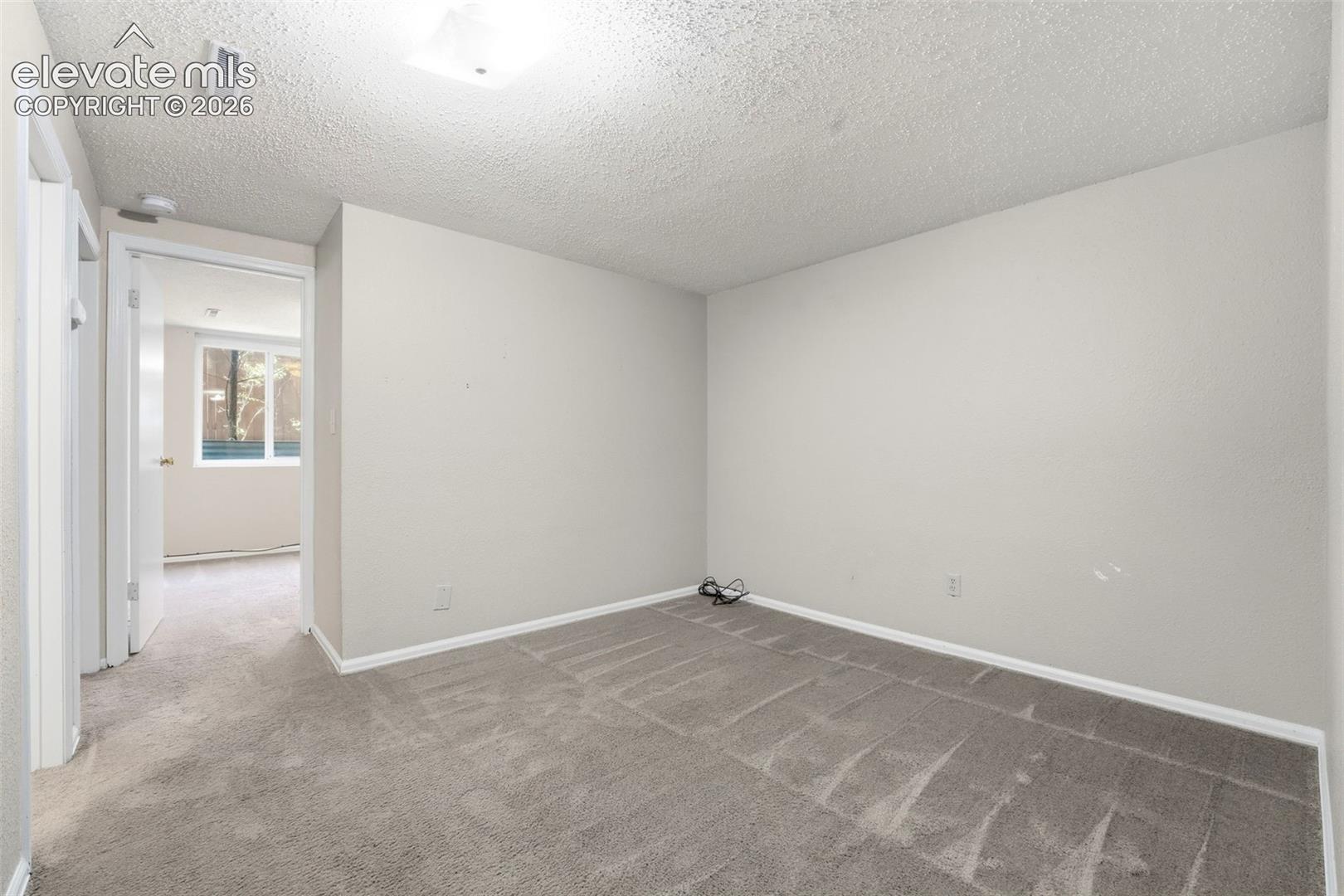 5945 Del Paz Drive