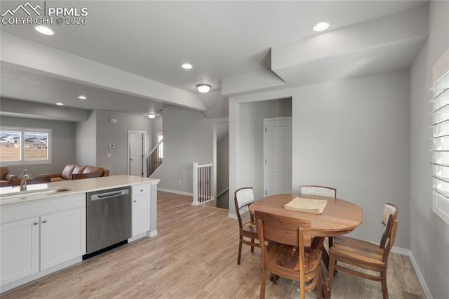 7408 Rufous Fronted View