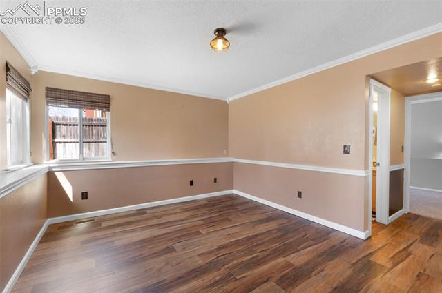 3828 Breaking Dawn Street