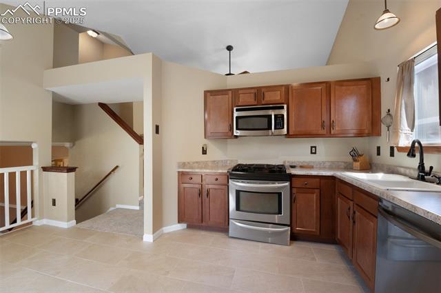 3828 Breaking Dawn Street