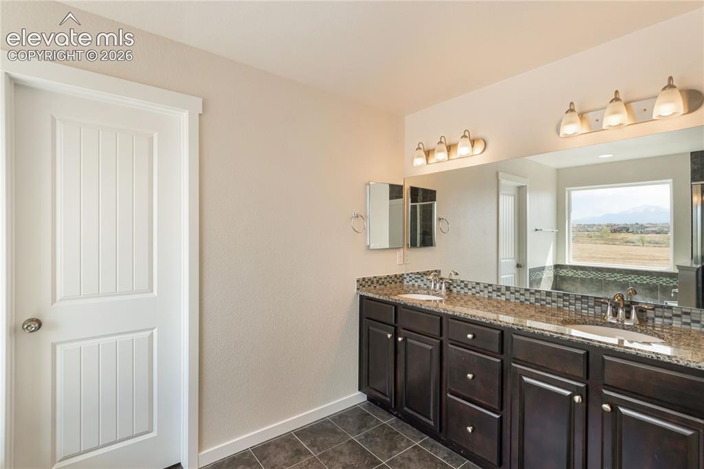 7352 Bigtooth Maple Drive