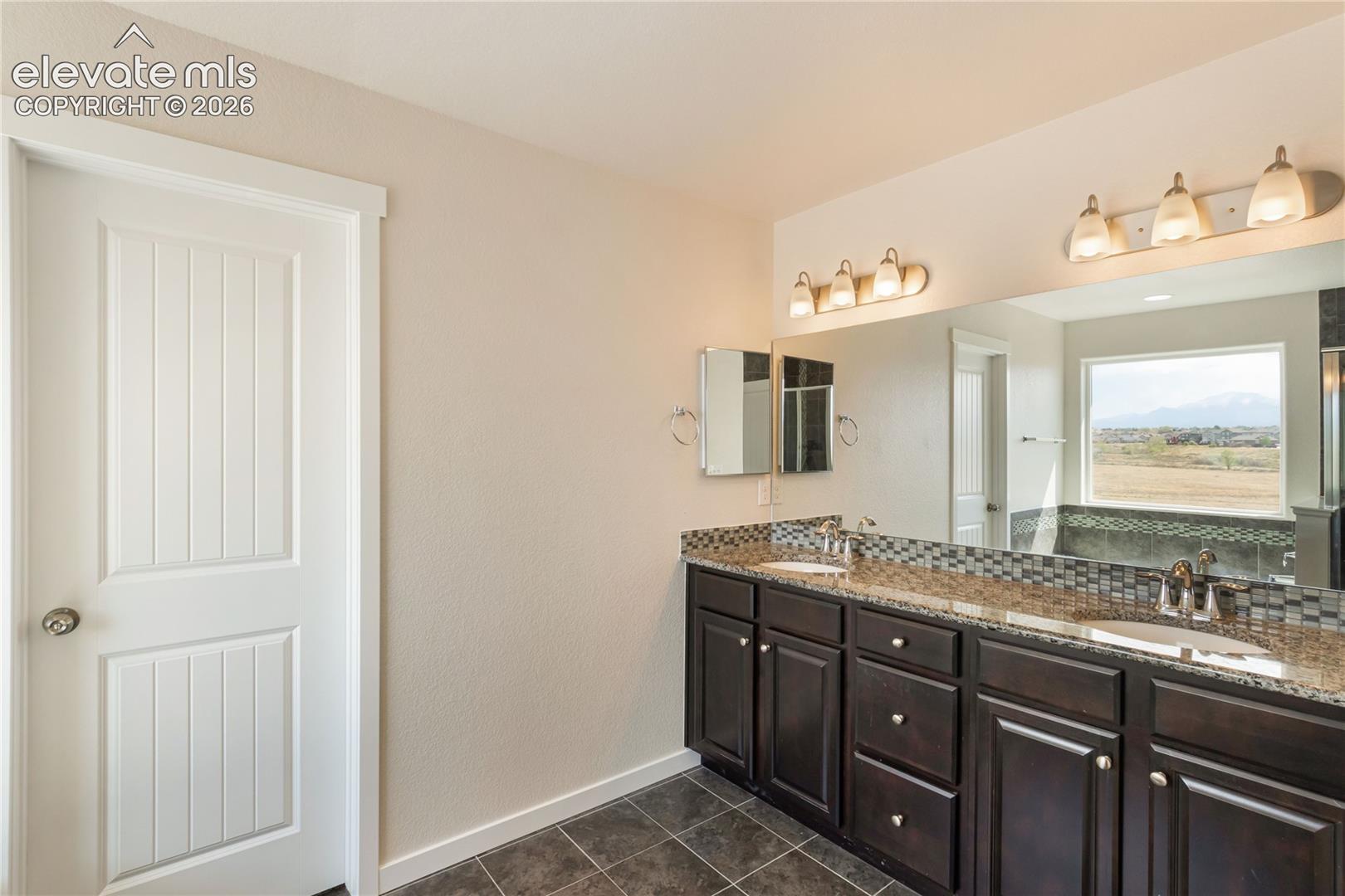 7352 Bigtooth Maple Drive