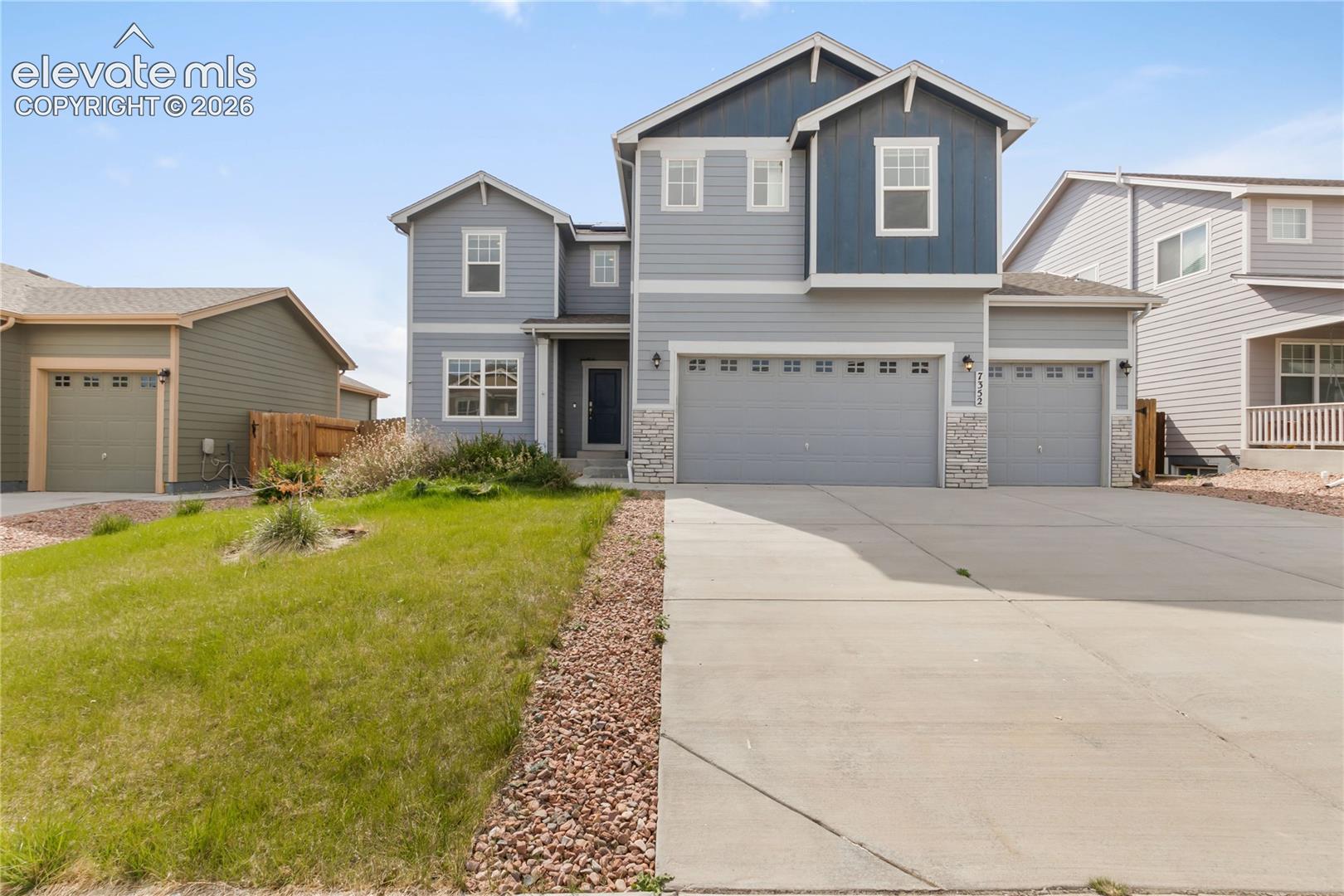 7352 Bigtooth Maple Drive