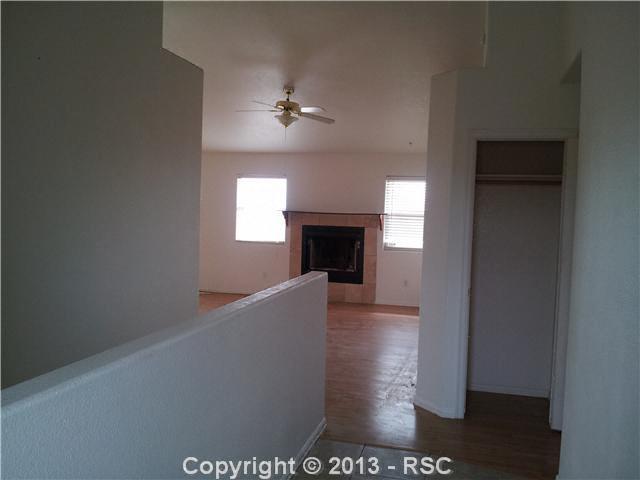 6105 Straight Arrow Point