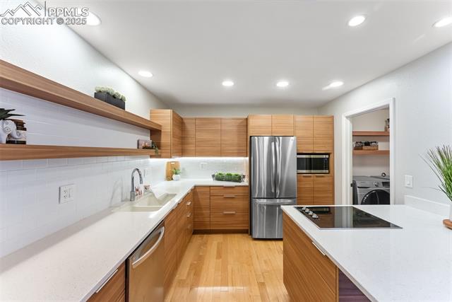 1895 Brookdale Drive