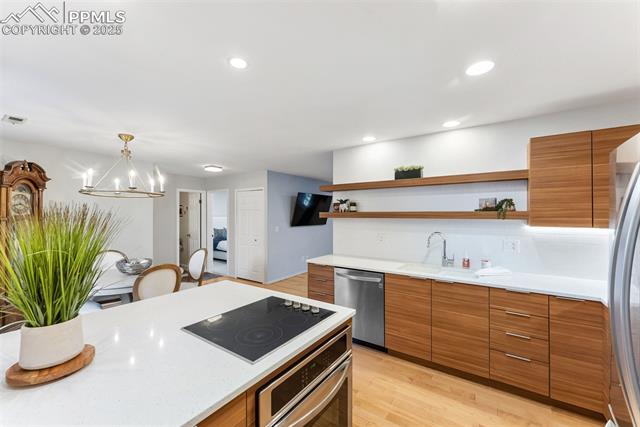 1895 Brookdale Drive