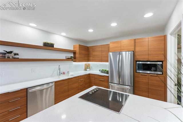 1895 Brookdale Drive