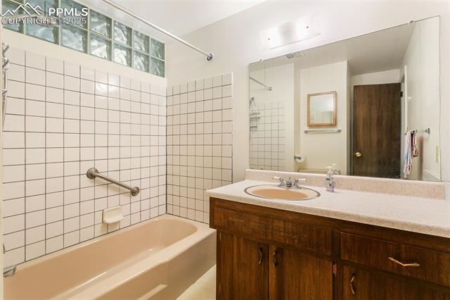 3821 Manchester Street