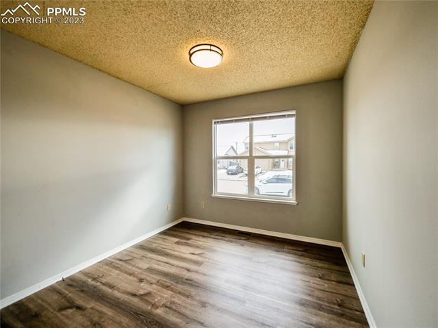 7238 Moss Bluff Court