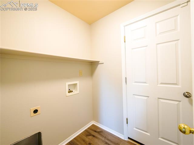 7238 Moss Bluff Court