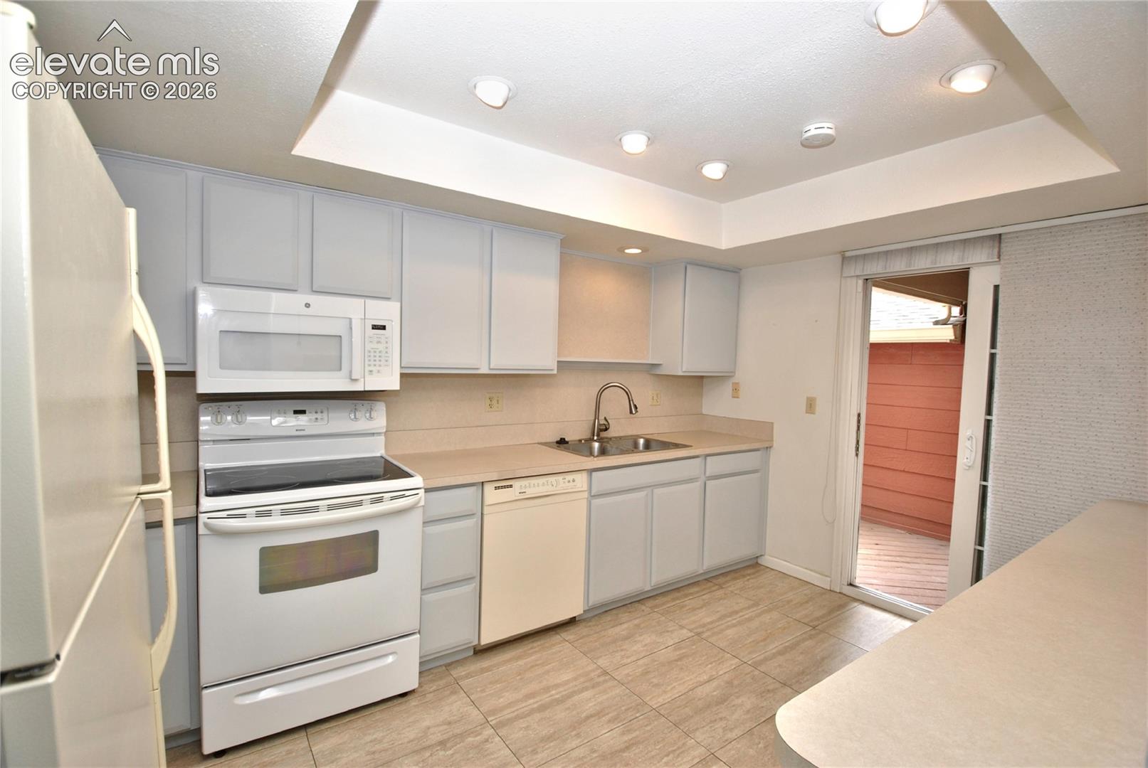 488 W Rockrimmon Boulevard Unit: G