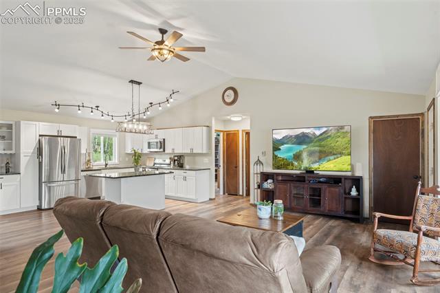 255 Twin Lakes Drive