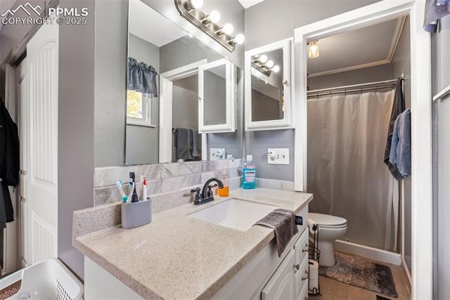 6879 Fielding Circle