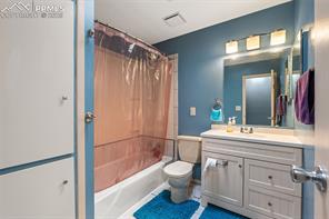 6879 Fielding Circle