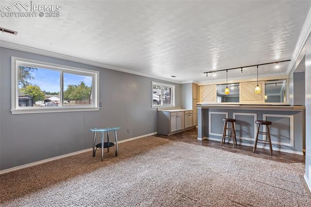 6879 Fielding Circle