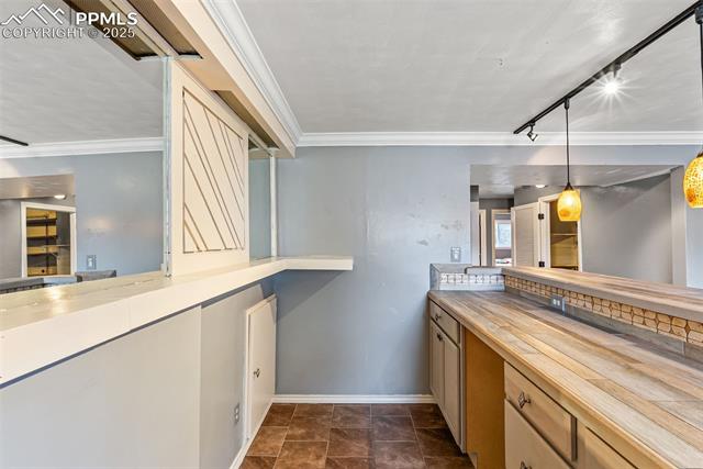 6879 Fielding Circle