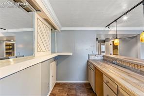 6879 Fielding Circle