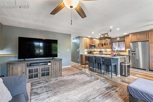 6879 Fielding Circle