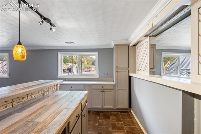 6879 Fielding Circle