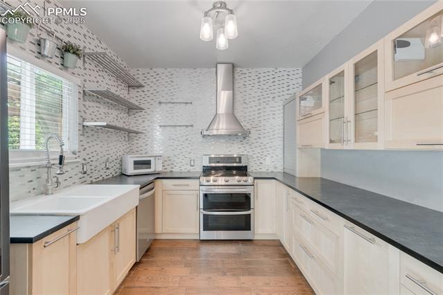 7312 Liberty Bell Drive