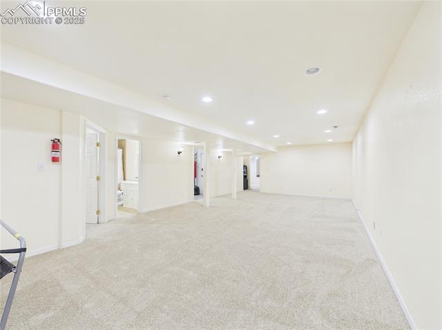 1253 N Stratton Drive