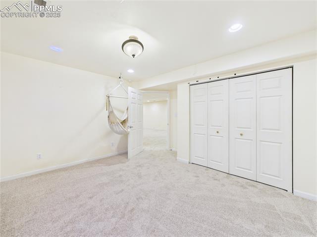 1253 N Stratton Drive